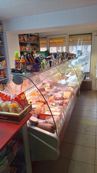 Vand afacere la cheie,